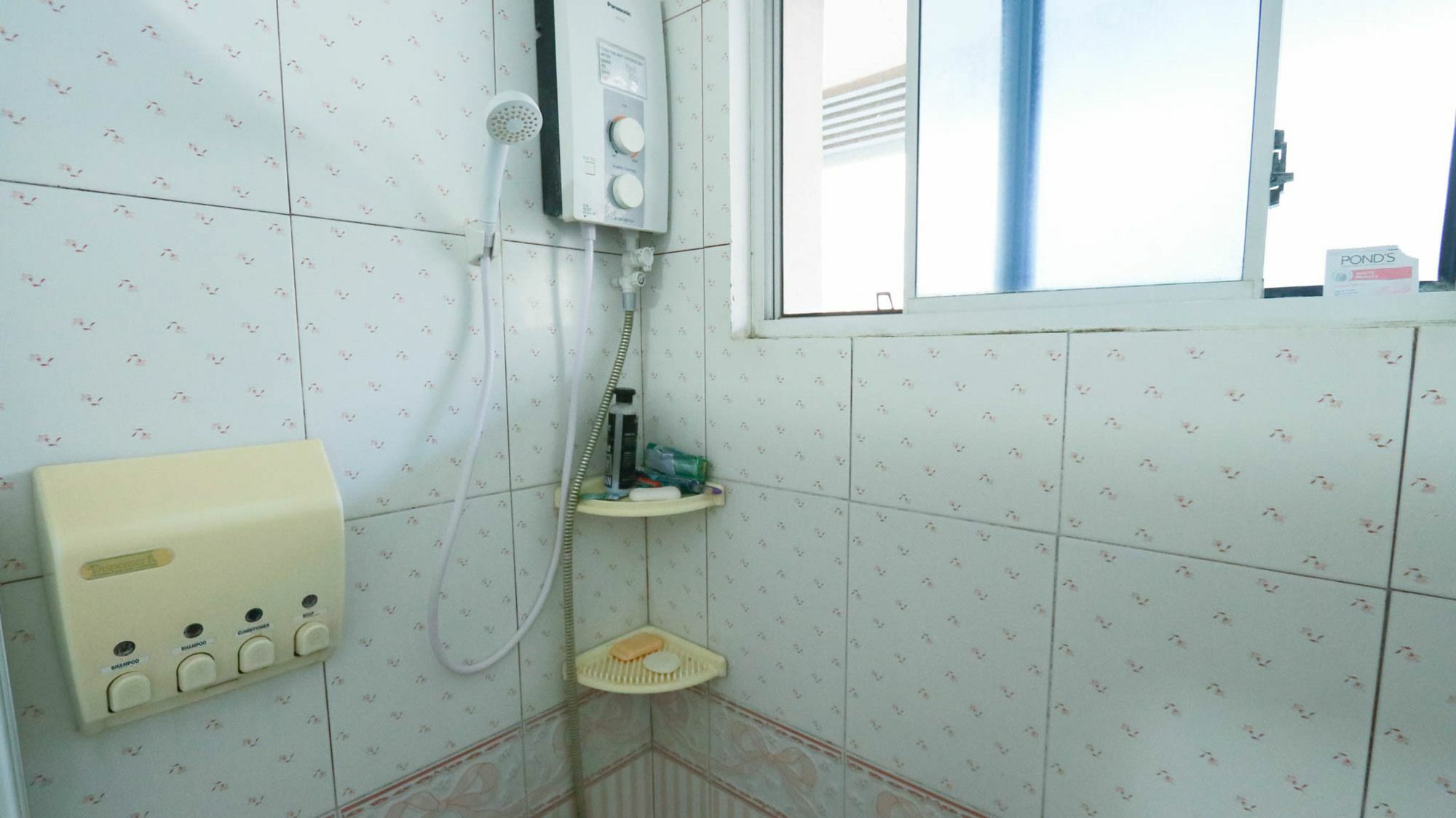 Guesthouse Storyshare Apas セブ市 エクステリア 写真