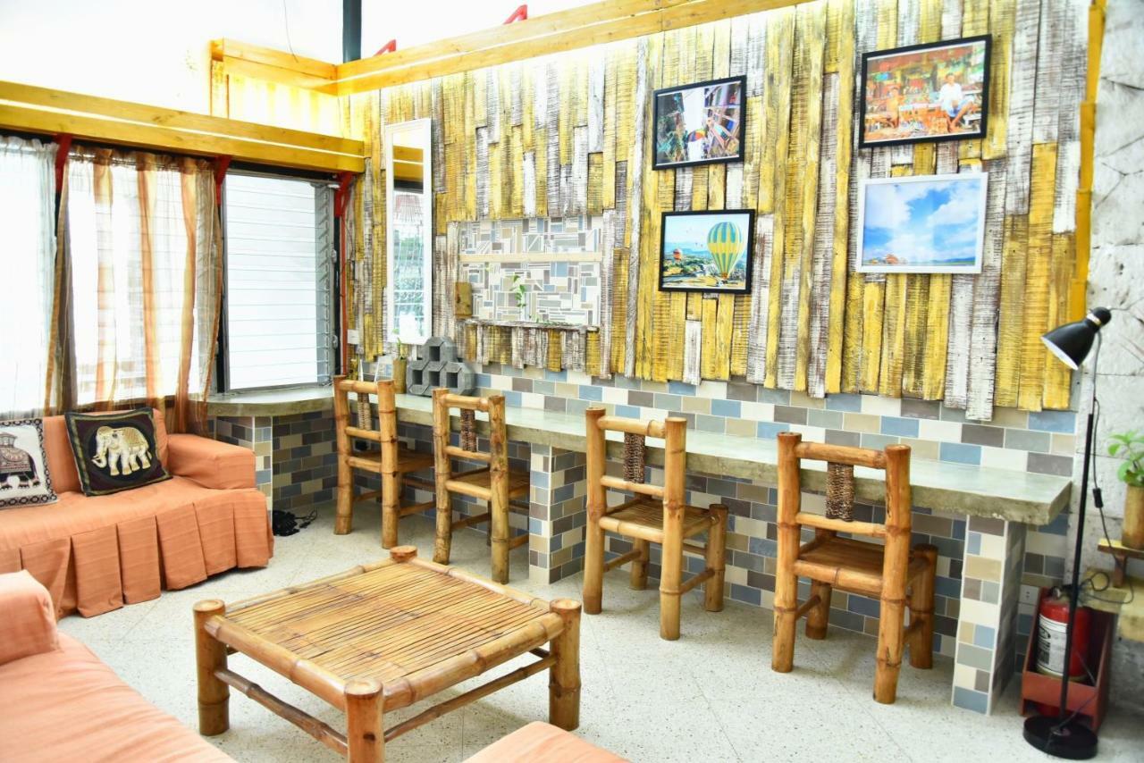 Guesthouse Storyshare Apas セブ市 エクステリア 写真